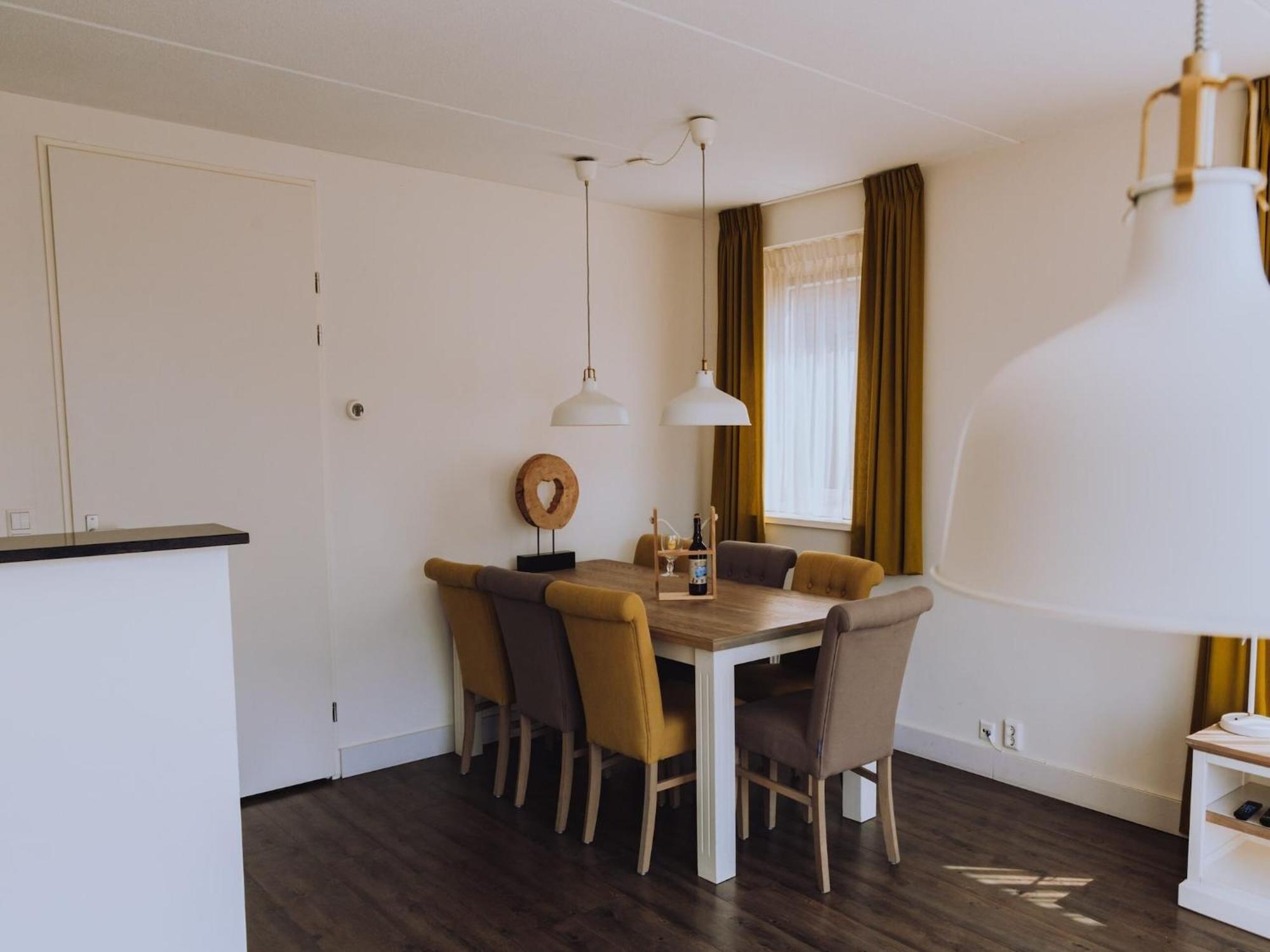 Lake-View Apartment Close To Amsterdam Uitgeest Exterior photo